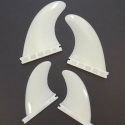 🤙🤙FUTURE BASE GLASS FLEX QUAD SURFBOARD FINS