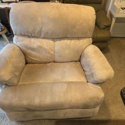 Chair And A Half Recliner 