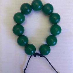 Big beads of real jade bracelet for prayer to pray as well 