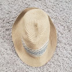 Gymboree Kids Hat  Size 12-24 Months
