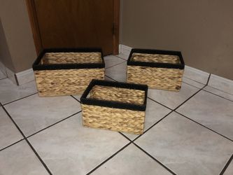 Brand new wicker basket set