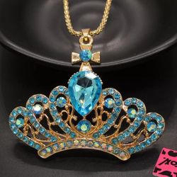 Hot Fashion Gorgeous Blue Crystal Rhinestone Crown Pendant Necklace 