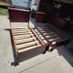 Twin Beds