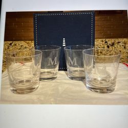 Pottery Barn Set If 4 Glasses - Monogram M