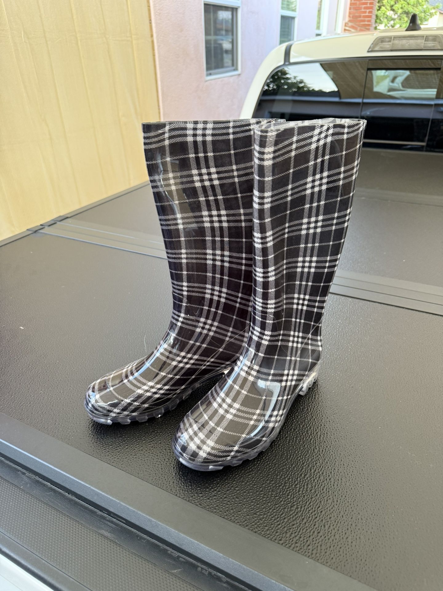 DaeRainy Tall Rain Boots for Women, Knee High Waterproof Slip On Garden Boots
