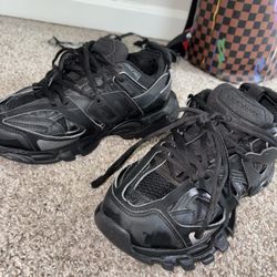 Balenciaga Track