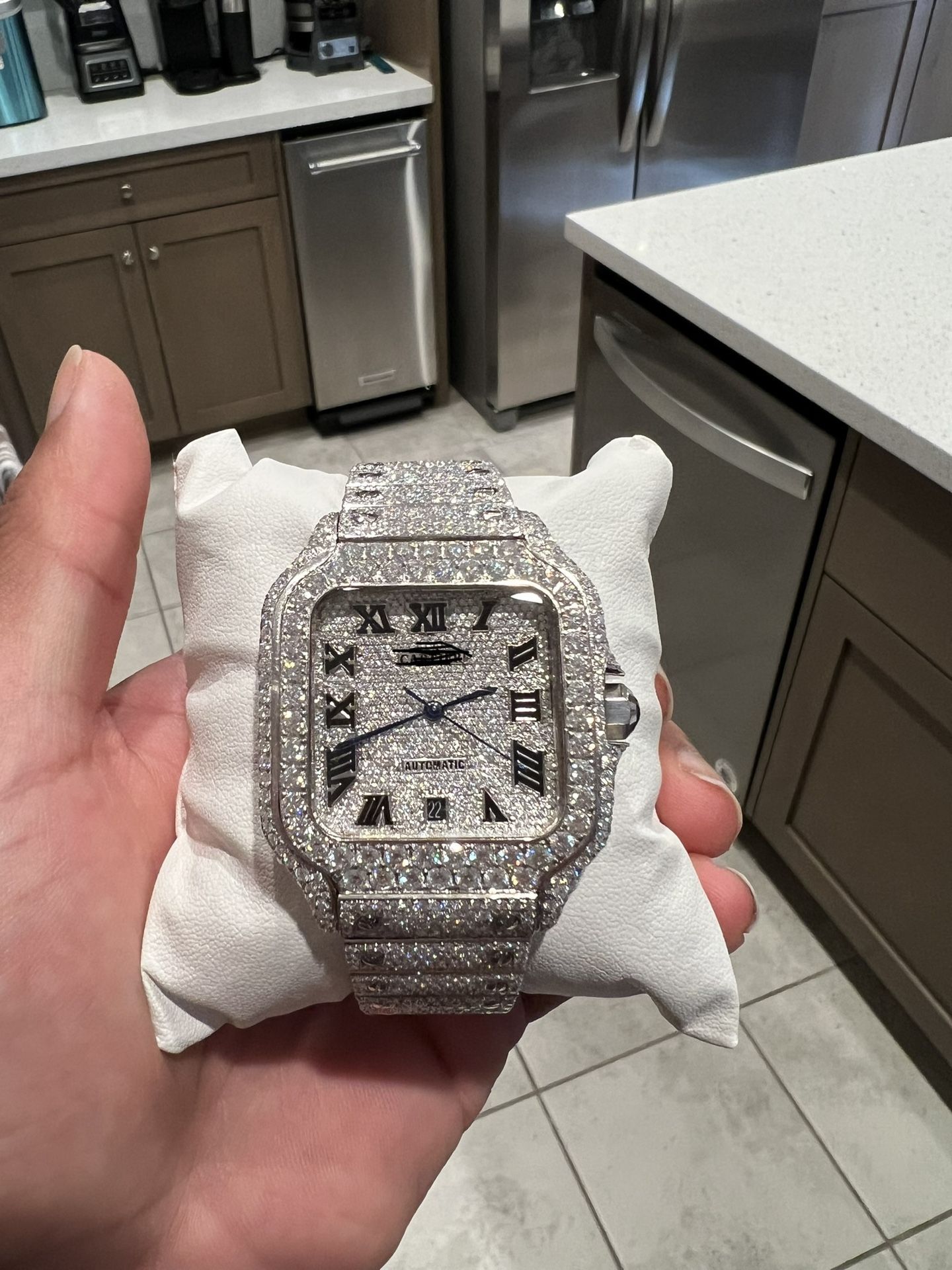 VVS Carti Santos Moissanite