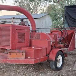 Bush and tree chipper