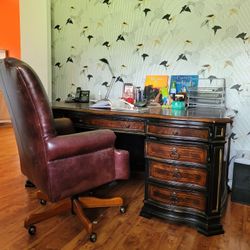 Hooker Furniture Preston Ridge Executive Desk


