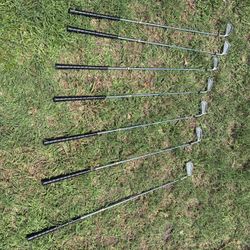 Crown Royals Oversized Iron Set 