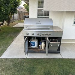 Barbecue With Side Cabinet 