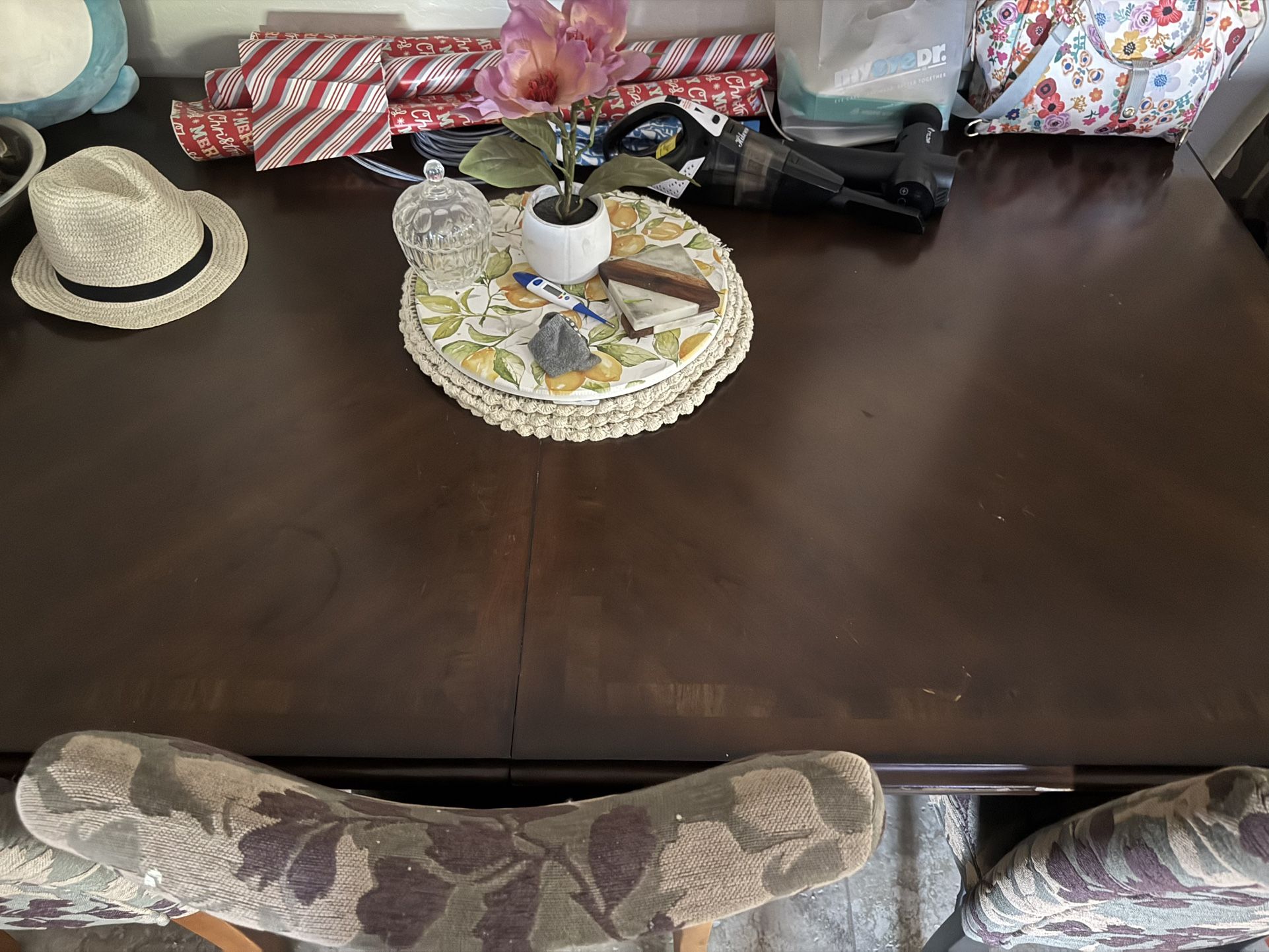 Extendable Dining Table + 6 Upholstered Chairs