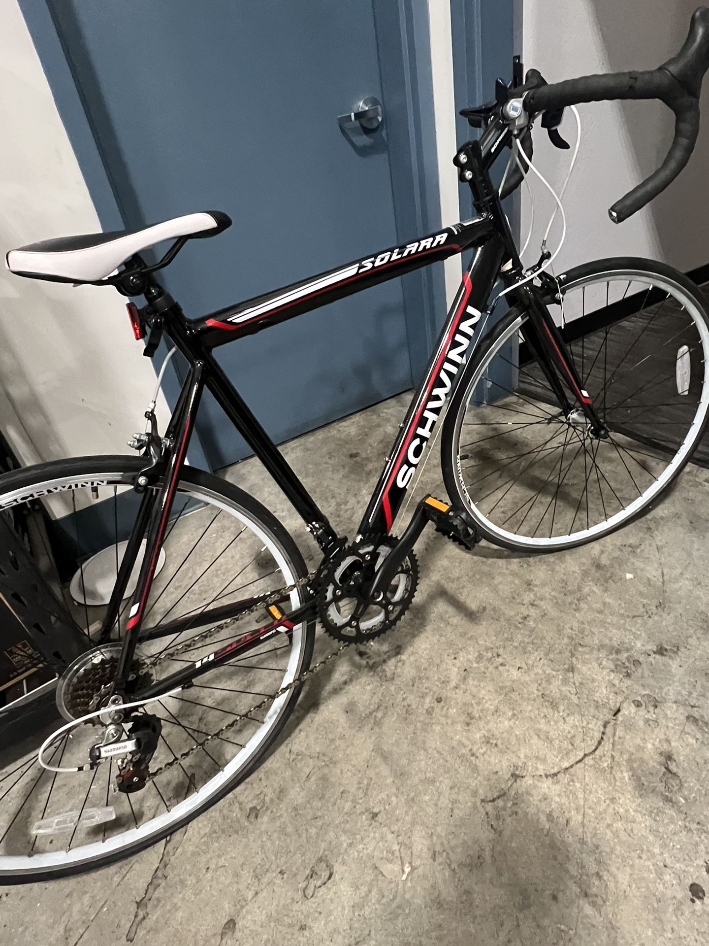 Schwinn Solar 700c Road Bike