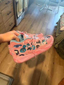 Lamelo ball shoes
