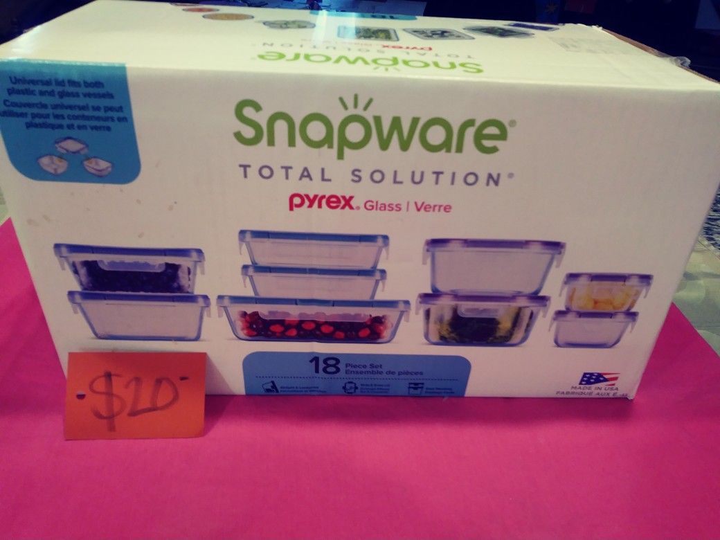 Pyrex snapware