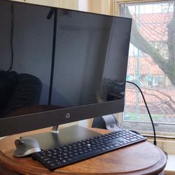 27" HP Pavilion All In One Touchscreen Desktop Computer