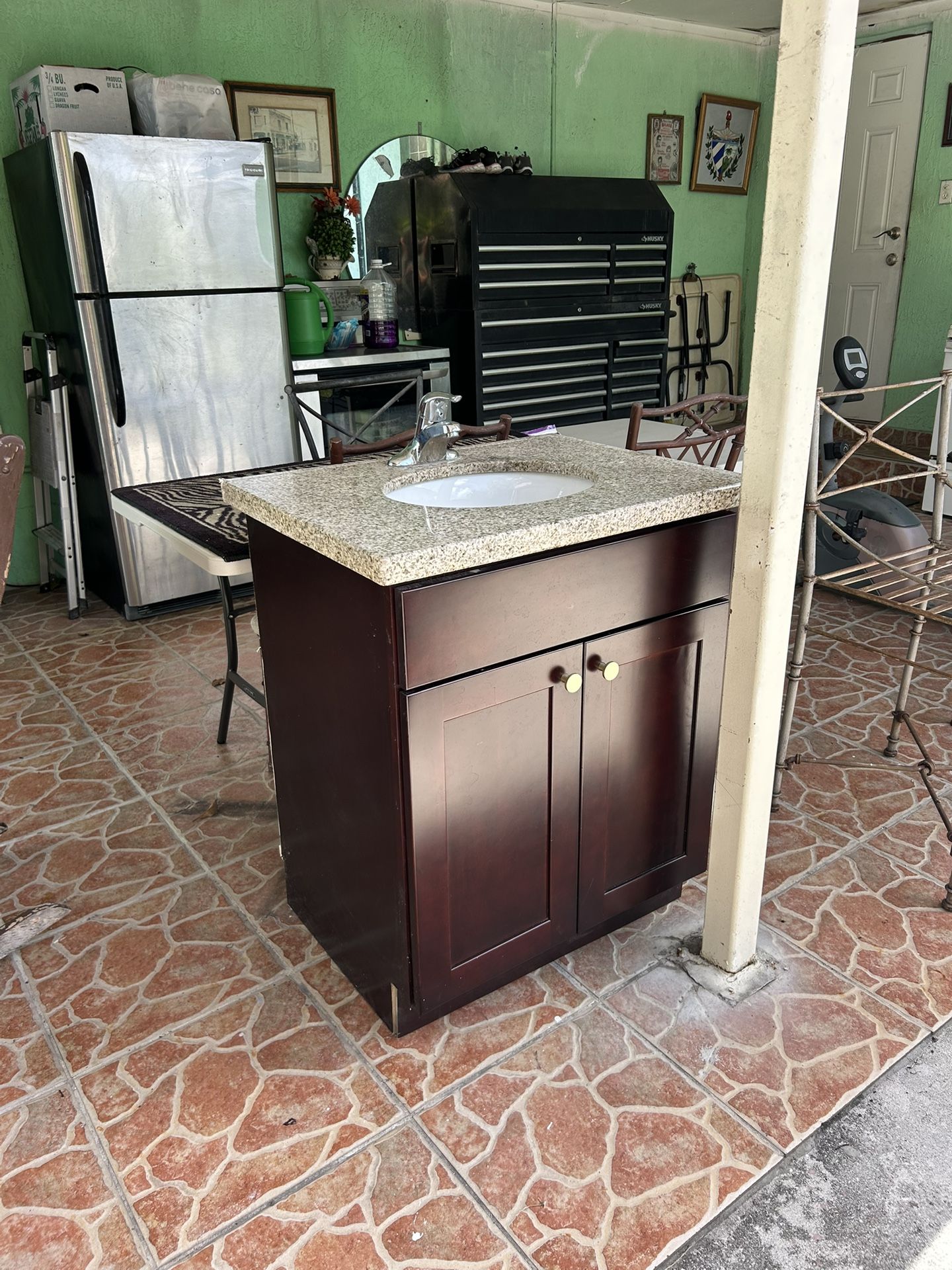 Vanity Bathroom 29”w