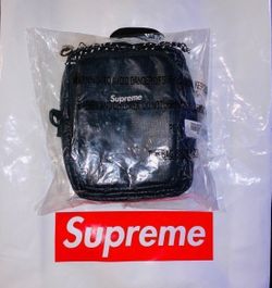 Supreme fw17 shoulder bag