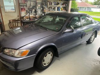 2000 Toyota Camry