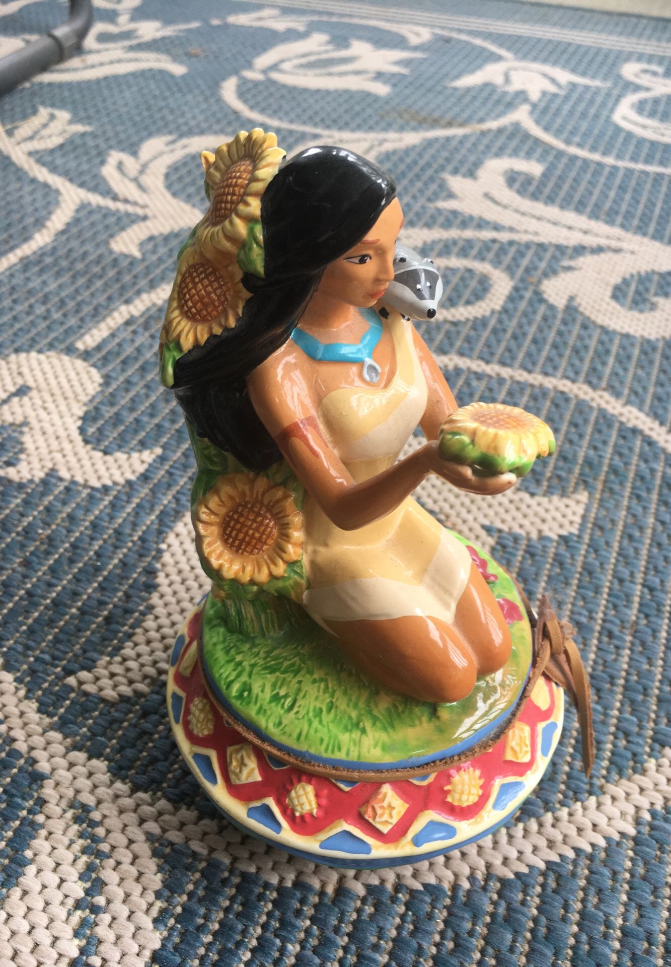 Disney’s Pocahontas and Meeko Collectible