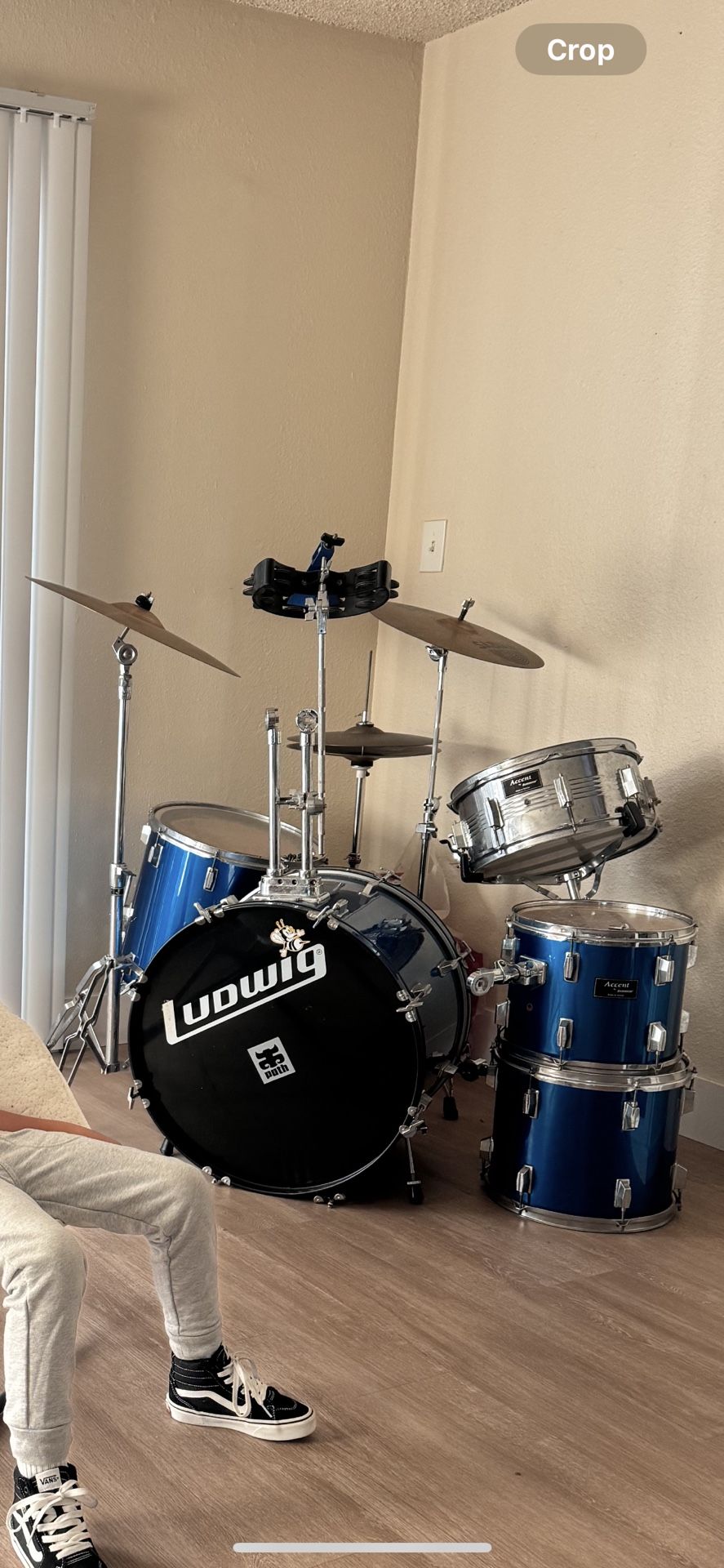 Ludwig Accent 5-piece Complete Drum Set