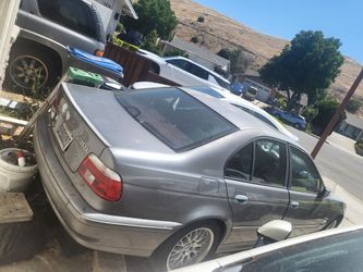 2002 BMW 530i