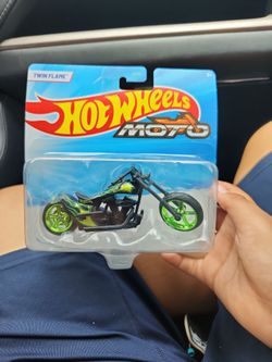 Hotwheels moto