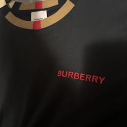 Burberry T-Shirt