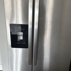 Whirlpool Stainless Steel 17 cubic ft French Door Refrigerator 