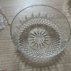 Vintage Arcoroc  USA  Glass Serving Bowl