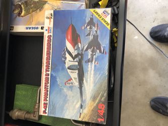 Model airplane