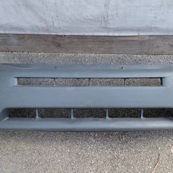 2004-2005 Toyota Rav4 Front Bumper Cover