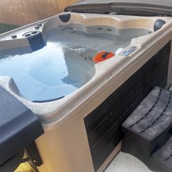 Tuff Spa Hot Tub 6 Person