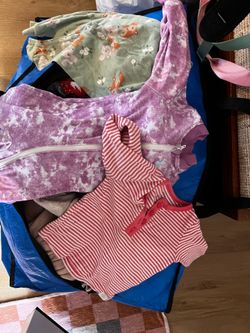 Free girls clothes 0-18mo