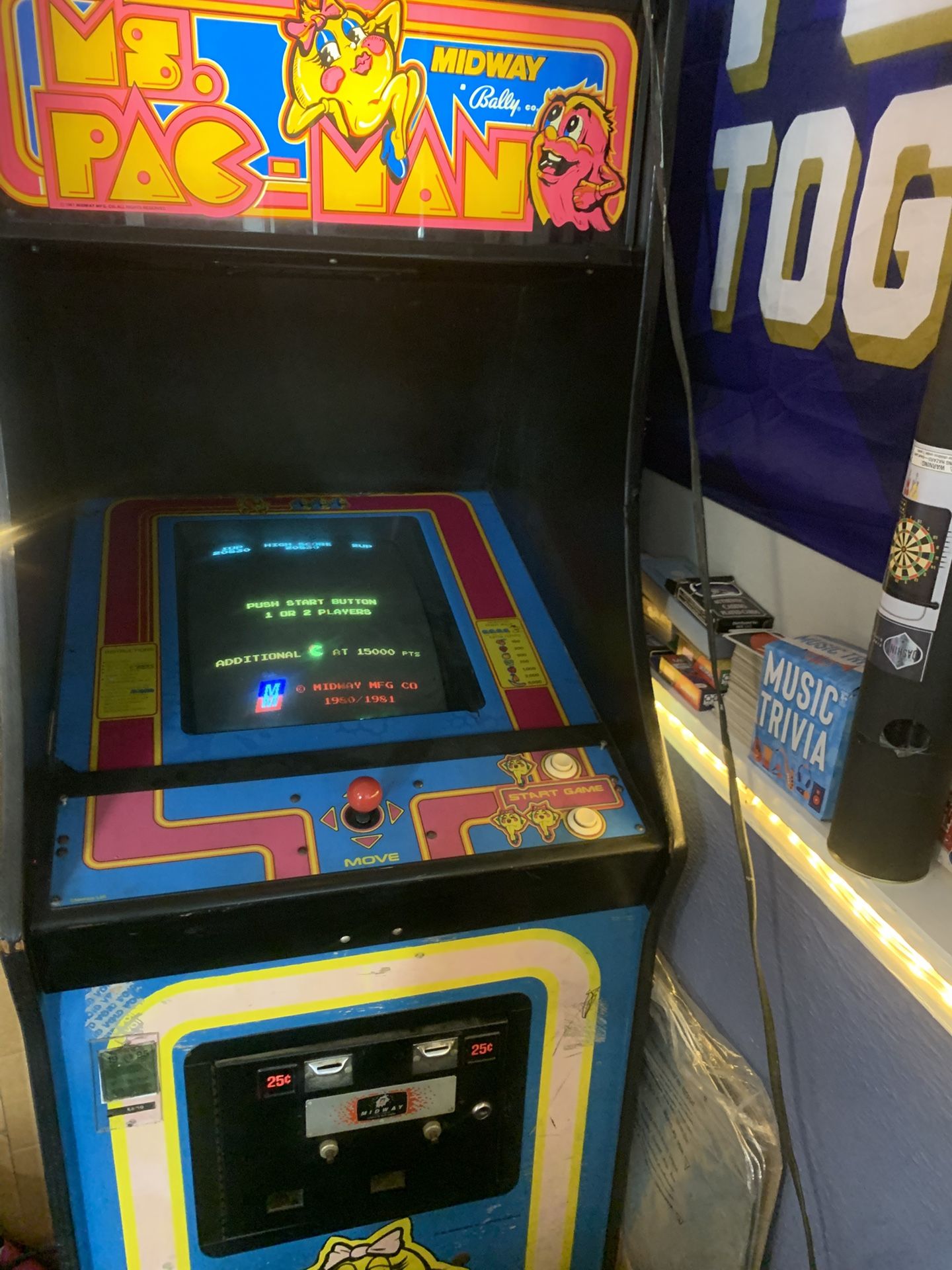 Vintage Ms. Pac-Man machine!!!