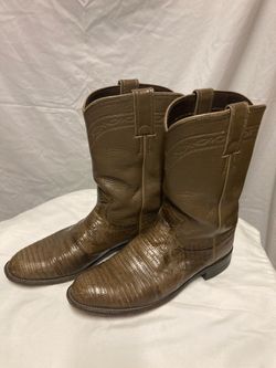 Women’s Justin Cowboy Boots