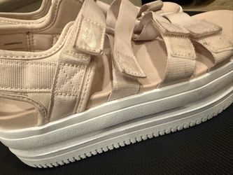 Nike High Sandal 