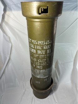 Viet Nam War Era EMPTY HOWITZER M1 155MM PROP CANISTER 1973-74 Good Condition