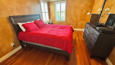 Dark Wood Queen Bed Frame and Dresser Set