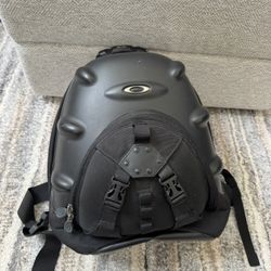 Vintage Oakley Hardshell Backpack