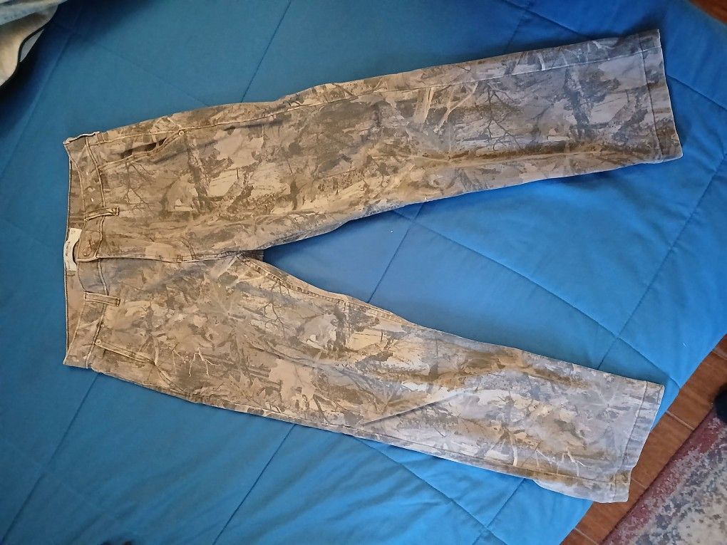 Hollister Camo Jean Pants, 31x30 