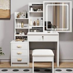 Vanity White Makeup Desk 