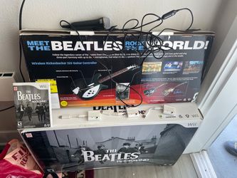 The Beatles Rock Band Wii Complete Bundle + Rickenbacker Guitar + Wii Console & Accessories