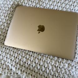 MacBook Air Rose Gold