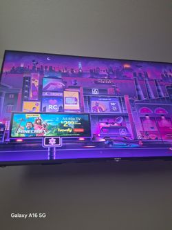 6'5 inch TV