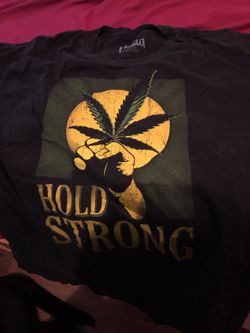Hold strong T-shirt