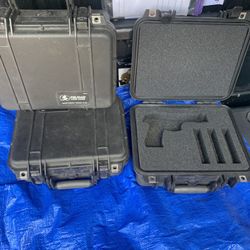 Genuine Pelican Pistol & Magazine Case Lockable!