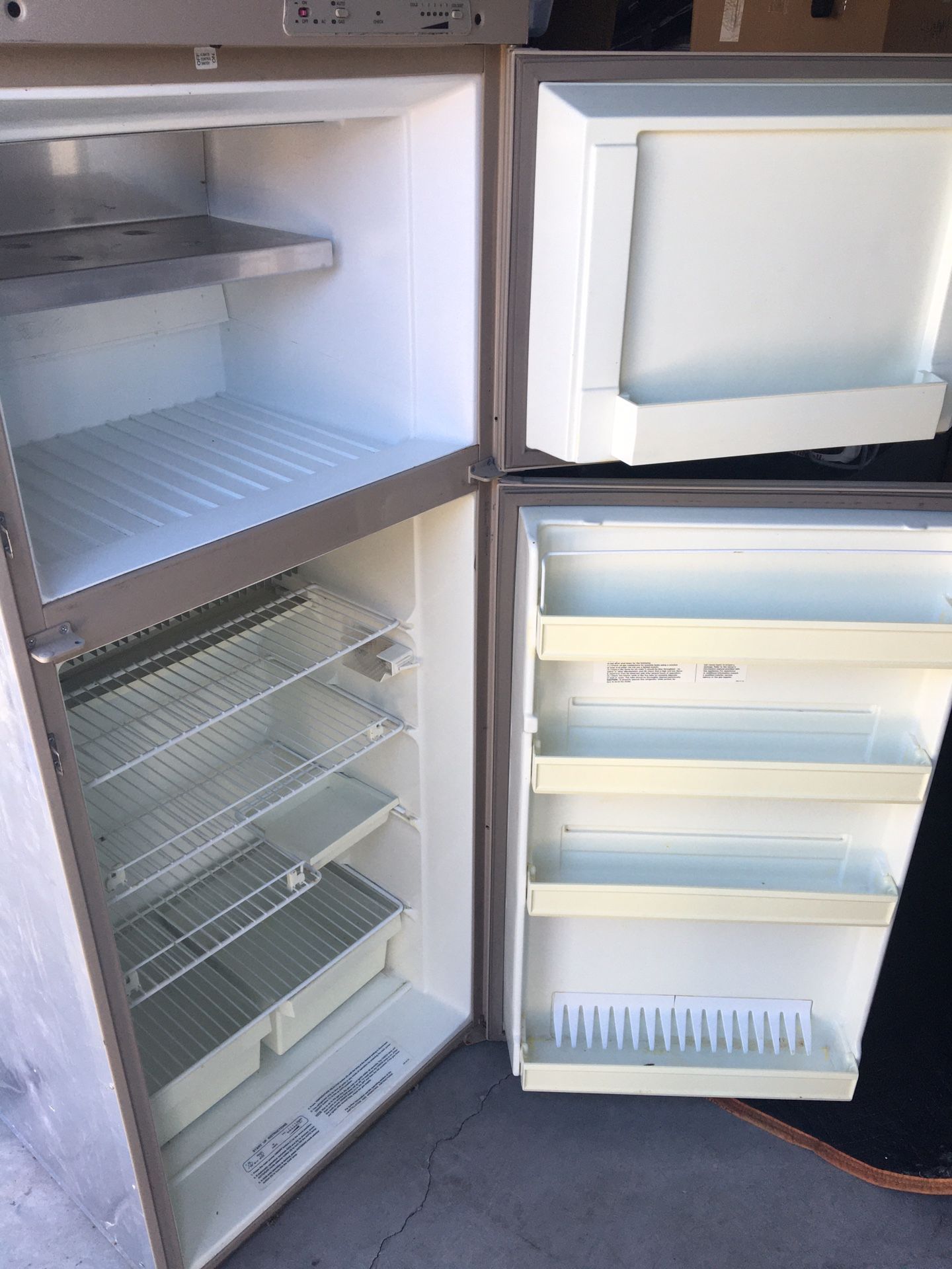 Dometic RV Refrigerator Gas/Electric for Sale in Temecula, CA OfferUp