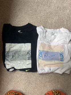 2 Graphic Nike T-Shirts 