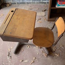 Vintage 1940’s Desk